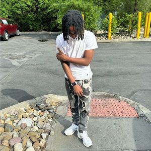 Meet your Posher, Jaymier